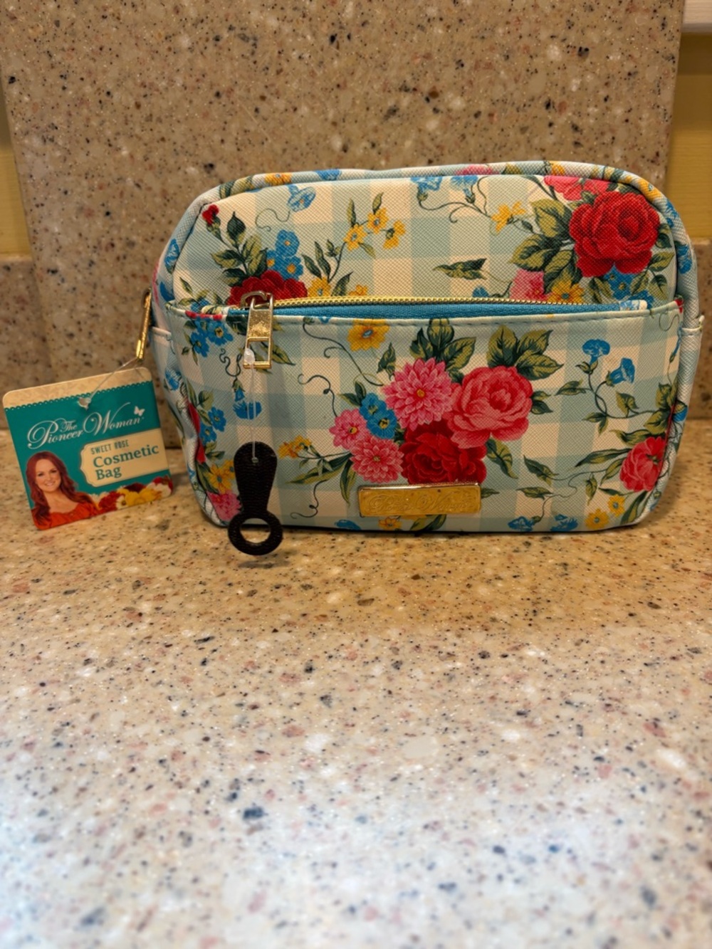 The Pioneer Woman Cosmetic Makeup Bag in the Sweet Rose Pattern